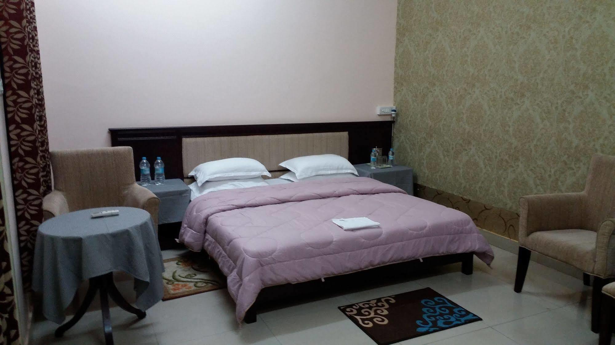 Kstdc Hotel Mayura Yatrinivas Mysore Eksteriør bilde